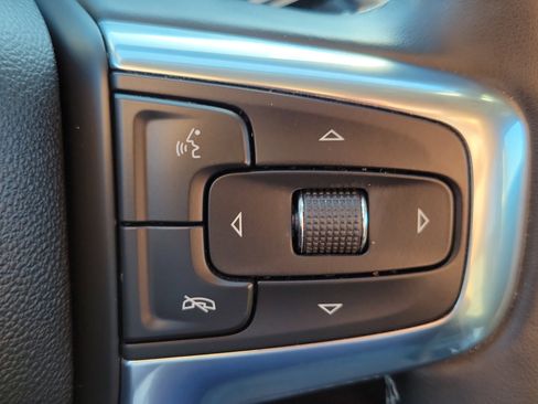 Used 2024 Chevrolet Blazer LT image 21