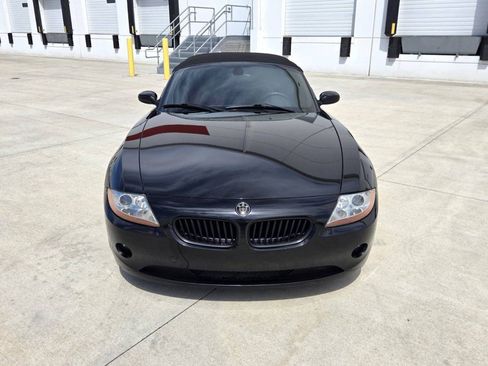 Used 2004 BMW Z4 3.0i RWD image 2