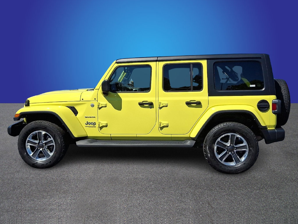 Used 2022 Jeep Wrangler Unlimited Sahara w/ Cold Weather Group AWD/4WD image 7