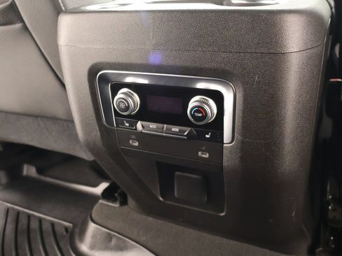 Used 2021 GMC Yukon XL Denali w/ Advanced Technology Package AWD/4WD image 17