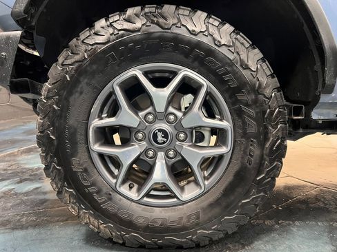 Used 2024 Ford Bronco Badlands image 23