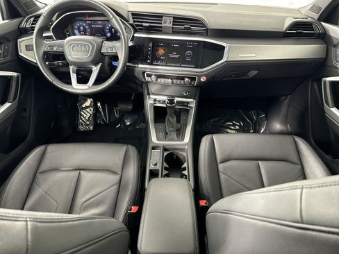 Used 2025 Audi Q3 2.0T Premium image 23