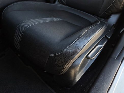 Used 2019 Honda Civic Sport image 21