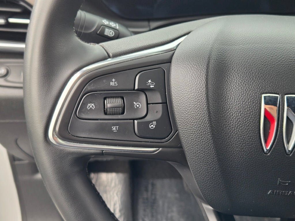Used 2024 Buick Envista Avenir FWD image 31