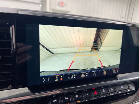 New 2026 Chevrolet Silverado 1500 LTZ w/ Z71 Off-Road Package image 15