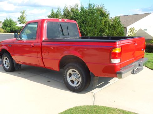 Used 1998 Ford Ranger XLT image 9