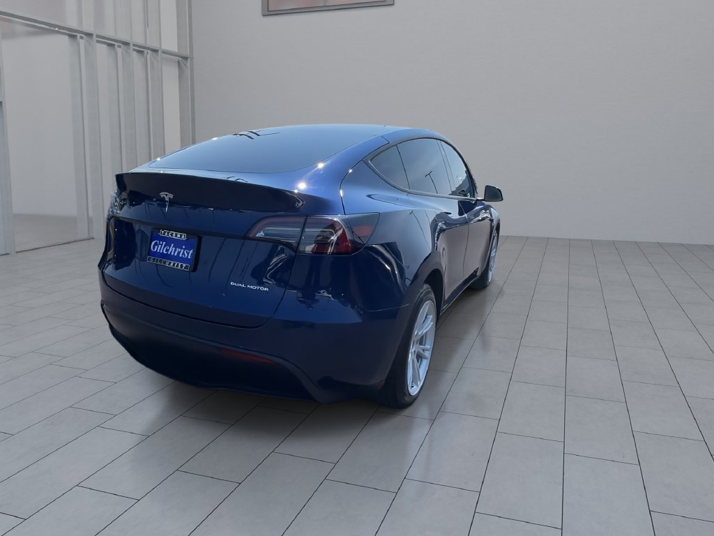 Used 2022 Tesla Model Y Long Range AWD/4WD image 7