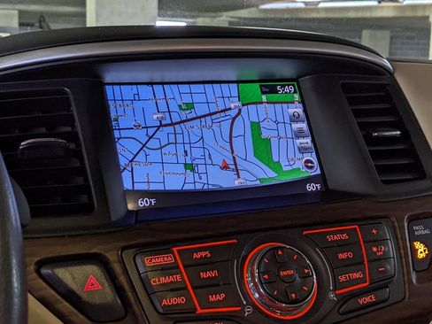 Used 2017 Nissan Pathfinder Platinum FWD image 17