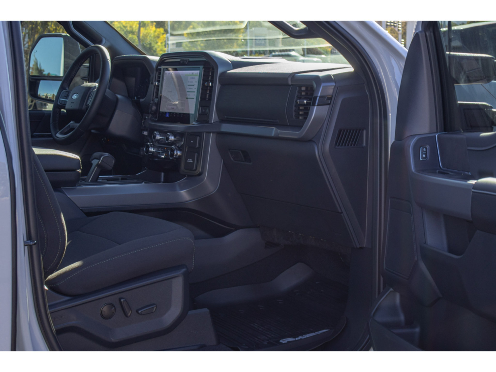 Used 2026 Ford F150 XLT w/ Equipment Group 302A MID AWD/4WD image 10