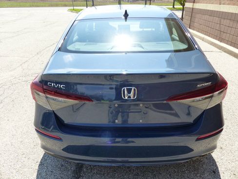 Used 2025 Honda Civic Sport image 8