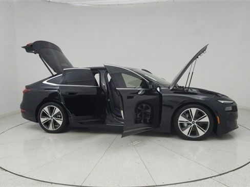Used 2025 Audi A6 e-tron Prestige w/ Black Warm Weather Package image 76