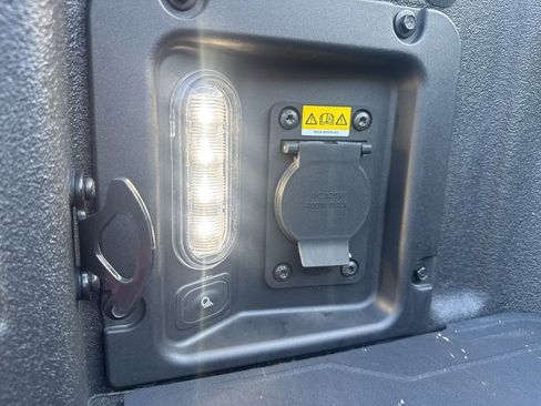 Used 2024 Ford Maverick Lariat FWD image 15