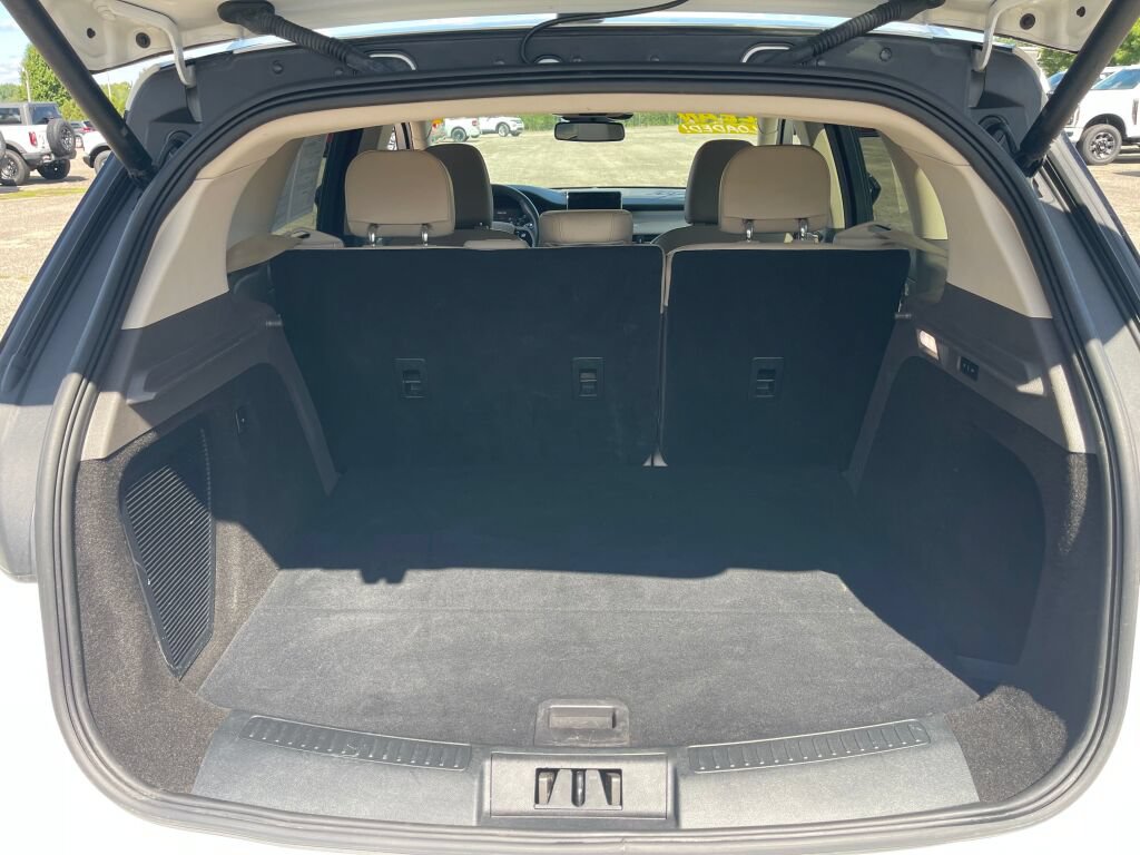 Used 2021 Lincoln Corsair AWD image 23