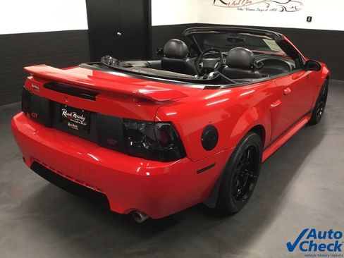 Used 2004 Ford Mustang GT RWD image 11