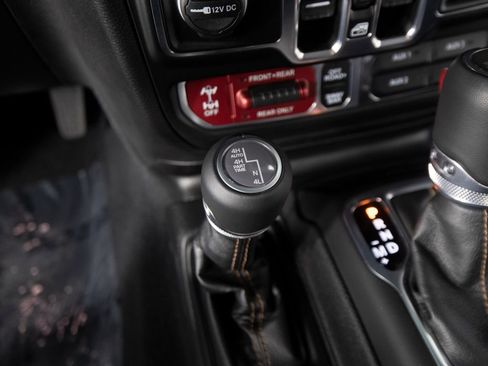 Used 2023 Jeep Wrangler Unlimited Rubicon 392 AWD/4WD image 28