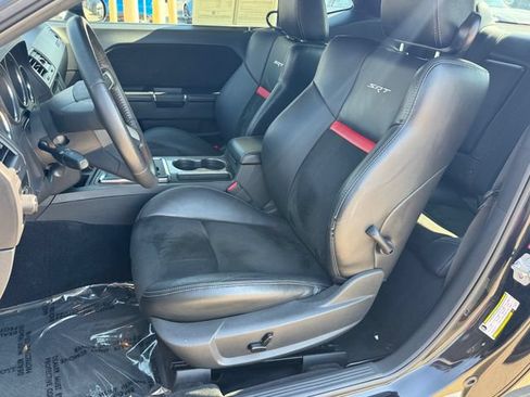 Used 2009 Dodge Challenger SRT8 RWD image 14