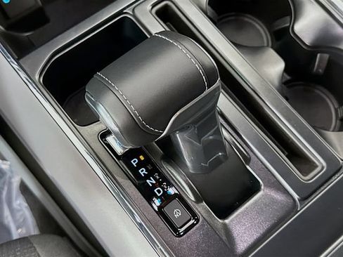 Used 2024 Ford F150 Lightning XLT AWD/4WD image 17