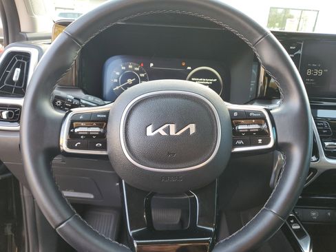 Used 2023 Kia Sorento SX image 21