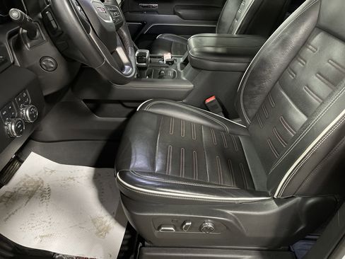 Used 2023 GMC Sierra 1500 AT4X image 13