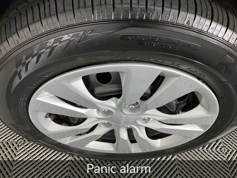 Certified 2023 Kia Soul LX image 12