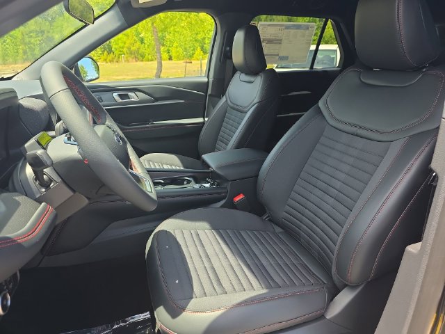 New 2026 Ford Explorer ST-Line RWD image 17