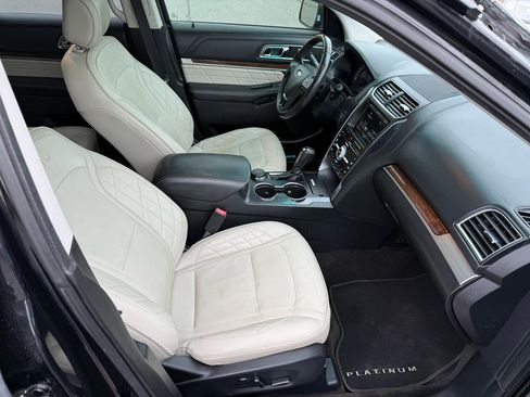 Used 2016 Ford Explorer Platinum AWD/4WD image 20