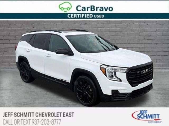 Used 2024 GMC Terrain SLE w/ Driver Convenience Package FWD image 1
