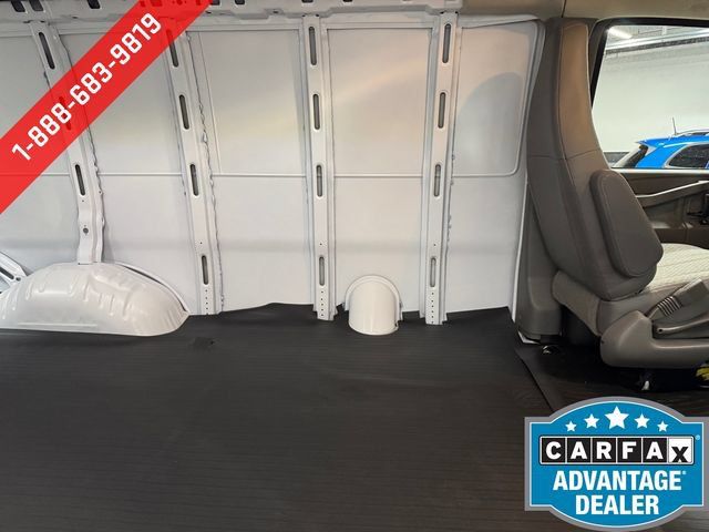 Used 2025 Chevrolet Express 2500 RWD image 24