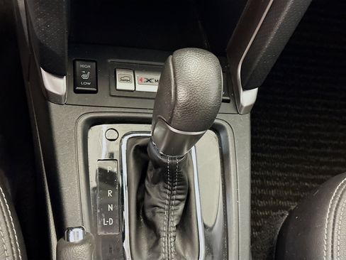 Used 2018 Subaru Forester 2.5i Touring image 25