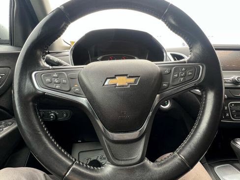 Used 2020 Chevrolet Equinox LT image 17