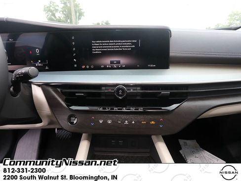 New 2025 Nissan Murano SL image 14