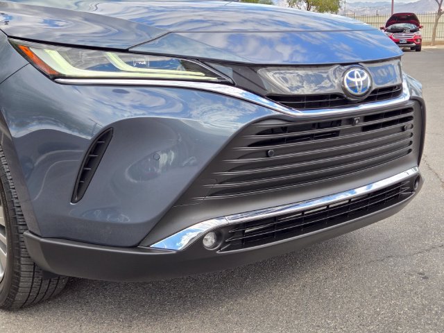 Used 2024 Toyota Venza Limited AWD/4WD image 9