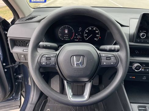 Used 2025 Honda CR-V LX image 10