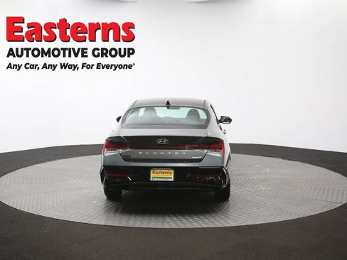 Used 2024 Hyundai Elantra Limited FWD image 40