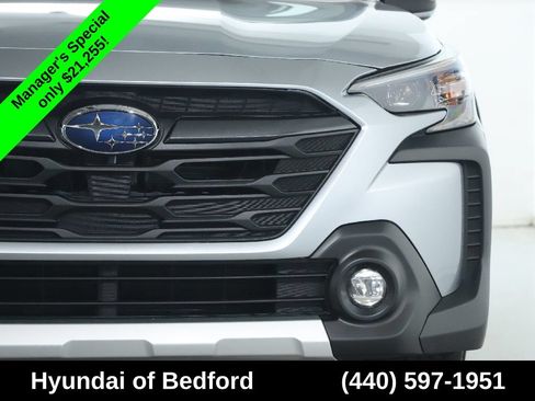 Used 2024 Subaru Outback Premium AWD/4WD image 8