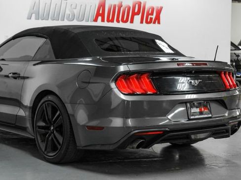 Used 2018 Ford Mustang Premium image 21