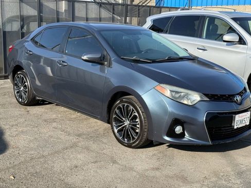 Used 2016 Toyota Corolla S image 2