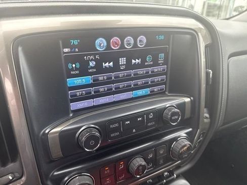Used 2018 Chevrolet Silverado 1500 High Country AWD/4WD image 42