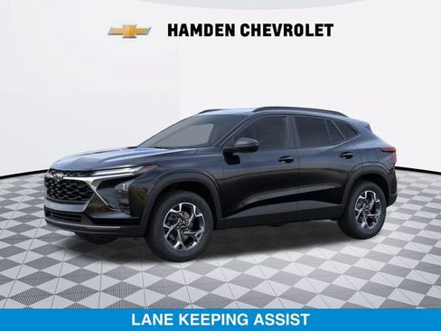 New 2026 Chevrolet Trax LT w/ Driver Confidence Package FWD image 2