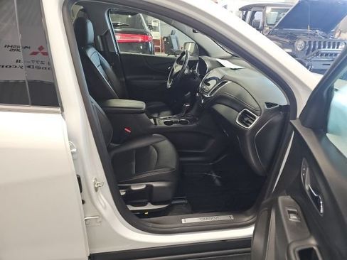 Used 2019 Chevrolet Equinox Premier w/ LPO, Floor Liner Package AWD/4WD image 24