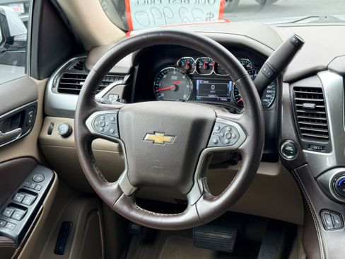 Used 2019 Chevrolet Suburban LT AWD/4WD image 17