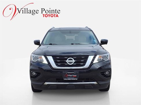 Used 2020 Nissan Pathfinder SL image 11