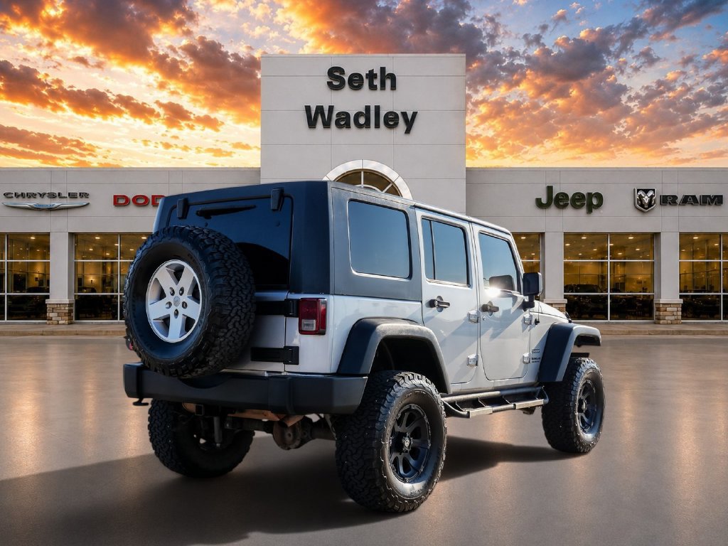 Used 2010 Jeep Wrangler Unlimited Sport AWD/4WD image 7