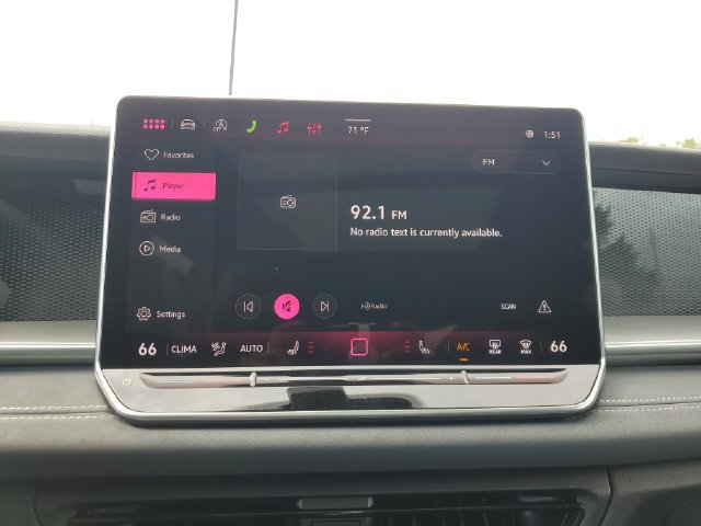 New 2026 Volkswagen Tiguan SE R-Line FWD image 20