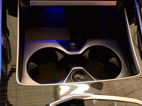 Used 2026 BMW X7 xDrive40i w/ M Sport Package image 34