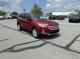 Used 2019 Ford Escape SE AWD/4WD video 1