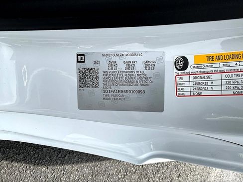 Used 2024 Chevrolet Camaro LT image 17