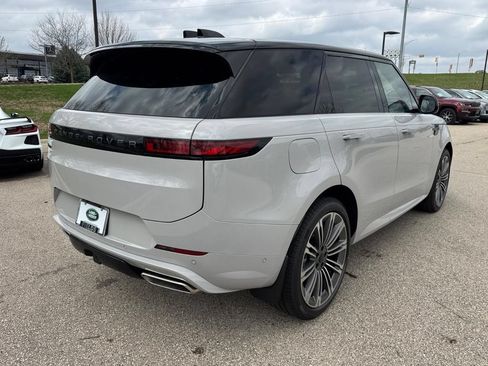 New 2026 Land Rover Range Rover Sport Dynamic SE AWD/4WD image 4