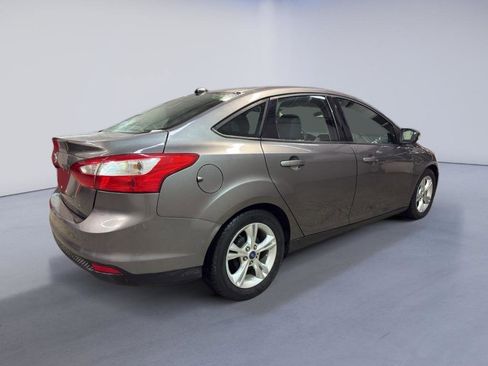 Used 2014 Ford Focus SE image 6