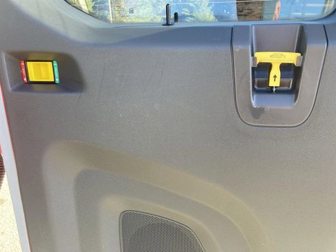 Used 2023 Ford Transit 350 XLT image 22